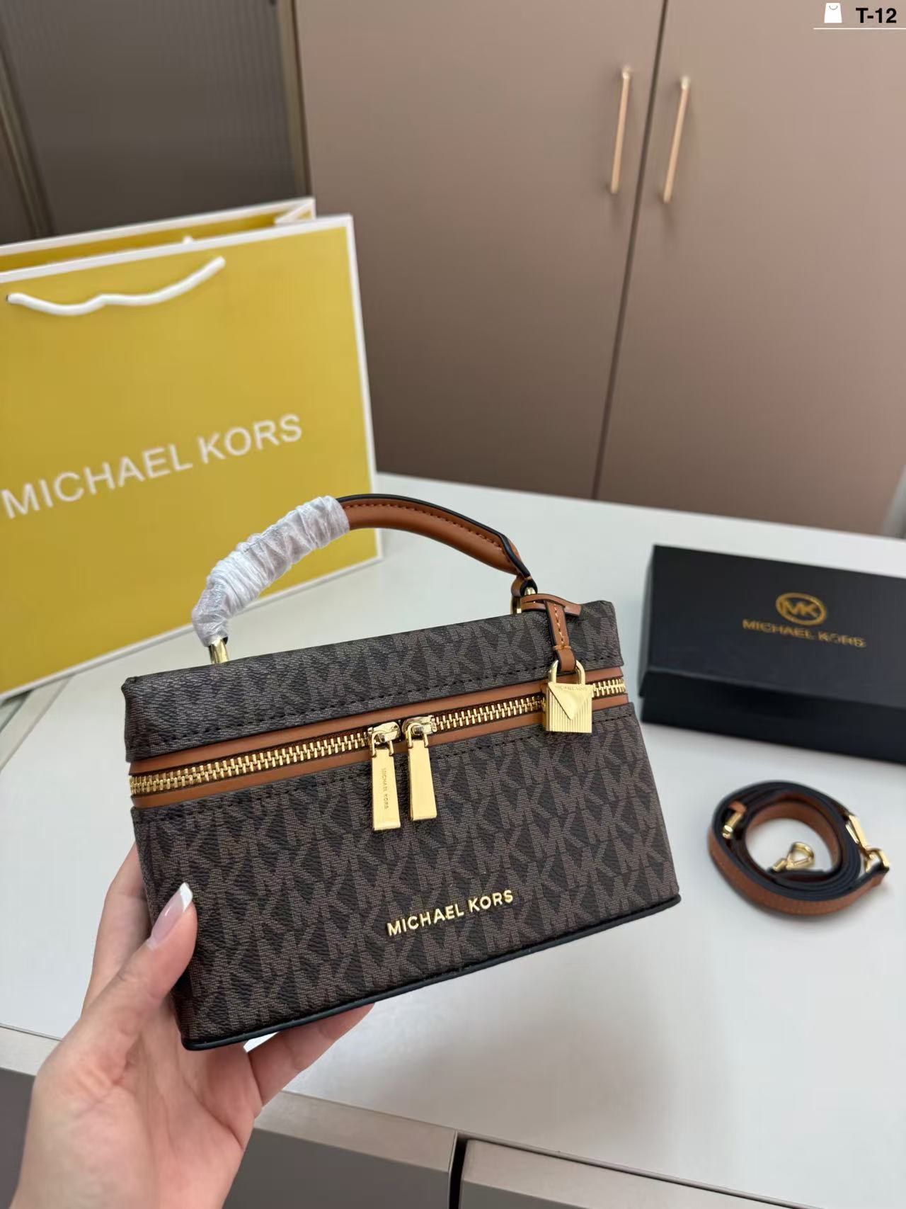 Michael Kors High-Quality Tote - Women'S Tote Bags Michael Kors review and price